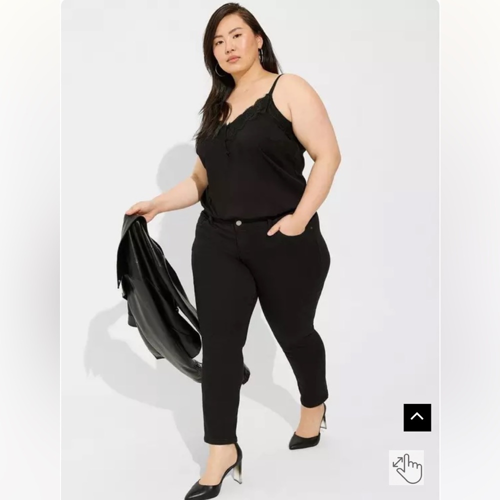 Torrid 12 Crop Sky High Boot Super Soft High-Rise Jean Black - Picture 3 of 7
